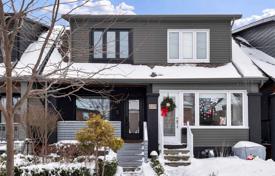  دو خانه بهم متصل – East York, تورنتو, انتاریو,  کانادا. C$1,533,000