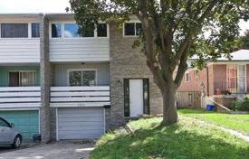  دو خانه بهم متصل – اسکاربرو، تورنتو, تورنتو, انتاریو,  کانادا. C$961,000