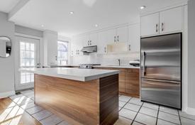 4غرفة  دو خانه بهم متصل Old Toronto, کانادا. C$2,427,000