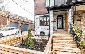  دو خانه بهم متصل – Saint Clarens Avenue, Old Toronto, تورنتو,  انتاریو,   کانادا. C$1,292,000