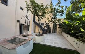 5غرفة آپارتمان  آنتیب, فرانسه. 1,385,000 €