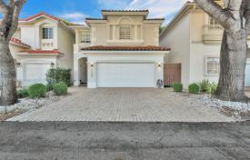 4غرفة خانه  247 متر مربع Doral, ایالات متحده آمریکا. $880,000