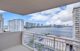 آپارتمان کاندو – North Miami Beach, فلوریدا, ایالات متحده آمریکا. $349,000