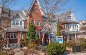 8غرفة  دو خانه بهم متصل Old Toronto, کانادا. C$2,500,000