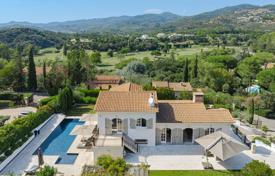 7غرفة ویلا  Mandelieu-la-Napoule, فرانسه. 1,875,000 €