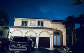 3غرفة خانه  343 متر مربع Miramar (USA), ایالات متحده آمریکا. $940,000