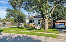 12غرفة خانه  Etobicoke, کانادا. C$1,646,000