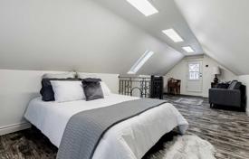 10غرفة خانه  Old Toronto, کانادا. C$2,236,000