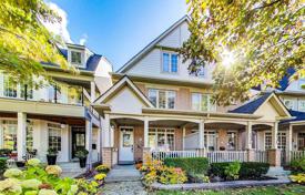  دو خانه بهم متصل – Old Toronto, تورنتو, انتاریو,  کانادا. C$2,026,000