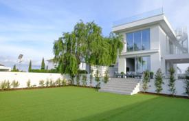 4غرفة دو خانه بهم چسبیده لارناکا, قبرس. 475,000 €