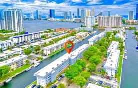 آپارتمان کاندو – North Miami Beach, فلوریدا, ایالات متحده آمریکا. $275,000