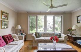 9غرفة خانه  Etobicoke, کانادا. C$1,811,000