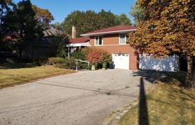 8غرفة خانه  Etobicoke, کانادا. C$2,685,000