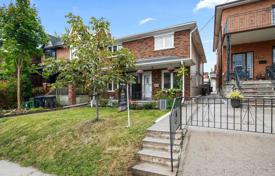  دو خانه بهم متصل – Old Toronto, تورنتو, انتاریو,  کانادا. C$982,000