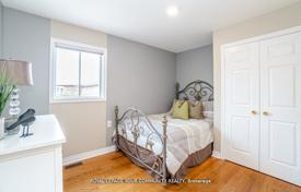 12غرفة خانه  Old Toronto, کانادا. C$2,289,000