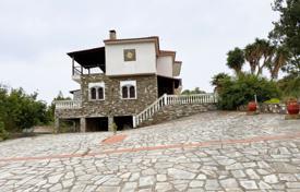 6غرفة خانه  310 متر مربع Pallini, یونان. 800,000 €