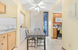 آپارتمان کاندو – Pembroke Pines, Broward, فلوریدا,  ایالات متحده آمریکا. $259,000