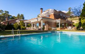 6غرفة خانه  583 متر مربع El Masnou, اسپانیا. 1,650,000 €
