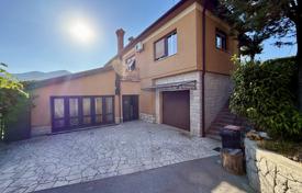 7غرفة خانه  250 متر مربع Matulji, کرواسی. 399,000 €