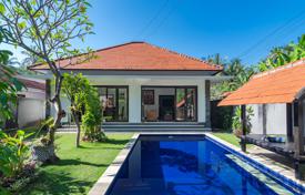 2غرفة ویلا  120 متر مربع Lovina Beach, اندونزی. $527,000