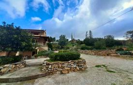 دو خانه بهم چسبیده – آتیکا, یونان. 600,000 €