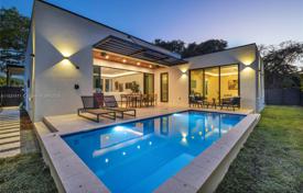 3غرفة خانه  208 متر مربع میامی, ایالات متحده آمریکا. $1,975,000