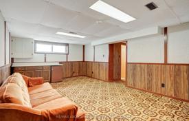 9غرفة خانه  Etobicoke, کانادا. C$1,390,000