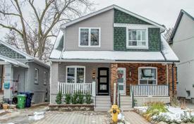  دو خانه بهم متصل – East York, تورنتو, انتاریو,  کانادا. C$1,248,000
