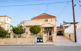 4غرفة دو خانه بهم چسبیده 200 متر مربع Agios Athanasios (Cyprus), قبرس. 1,300,000 €