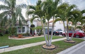 خانه  – Pembroke Pines, Broward, فلوریدا,  ایالات متحده آمریکا. $925,000