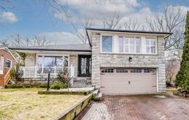 5غرفة خانه  Etobicoke, کانادا. C$1,524,000