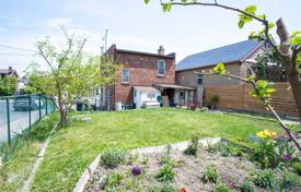 2غرفة خانه  York, کانادا. C$1,590,000