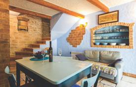 3غرفة ویلا  68 متر مربع Istria County, کرواسی. Price on request