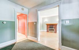 4غرفة خانه  Etobicoke, کانادا. C$1,942,000
