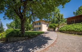 18غرفة ویلا  438 متر مربع Arezzo, ایتالیا. 1,090,000 €