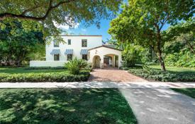 دو خانه بهم چسبیده – Coral Gables, فلوریدا, ایالات متحده آمریکا. $1,400,000