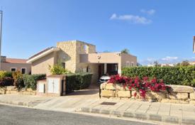 3غرفة دو خانه بهم چسبیده 150 متر مربع Tala, قبرس. 495,000 €