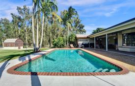 4غرفة خانه  335 متر مربع Hollywood, ایالات متحده آمریکا. $1,450,000