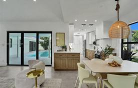 خانه  – Fort Lauderdale, فلوریدا, ایالات متحده آمریکا. $1,155,000