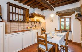 7غرفة ویلا  800 متر مربع Castiglion Fiorentino, ایتالیا. 900,000 €