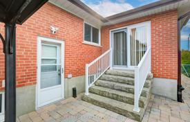 12غرفة خانه  Etobicoke, کانادا. C$2,108,000