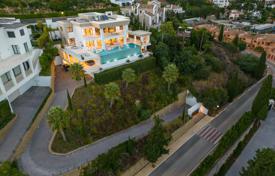 15غرفة ویلا  1365 متر مربع Estepona, اسپانیا. 7,650,000 €