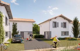 New residential complex with apartments Anglet, فرانسه. 471,000 € از