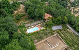 45غرفة عمارت  Montalcino, ایتالیا. 15,000,000 €