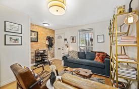 5غرفة  دو خانه بهم متصل Old Toronto, کانادا. C$1,144,000