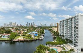 آپارتمان کاندو – North Miami Beach, فلوریدا, ایالات متحده آمریکا. $380,000