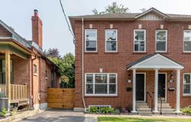  دو خانه بهم متصل – Old Toronto, تورنتو, انتاریو,  کانادا. C$1,172,000
