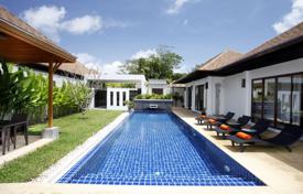4غرفة ویلا  500 متر مربع Phuket Town, تایلند. $477,000