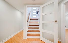 7غرفة خانه  Etobicoke, کانادا. C$2,298,000