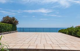 6غرفة ویلا  Ventimiglia, ایتالیا. 1,000,000 €